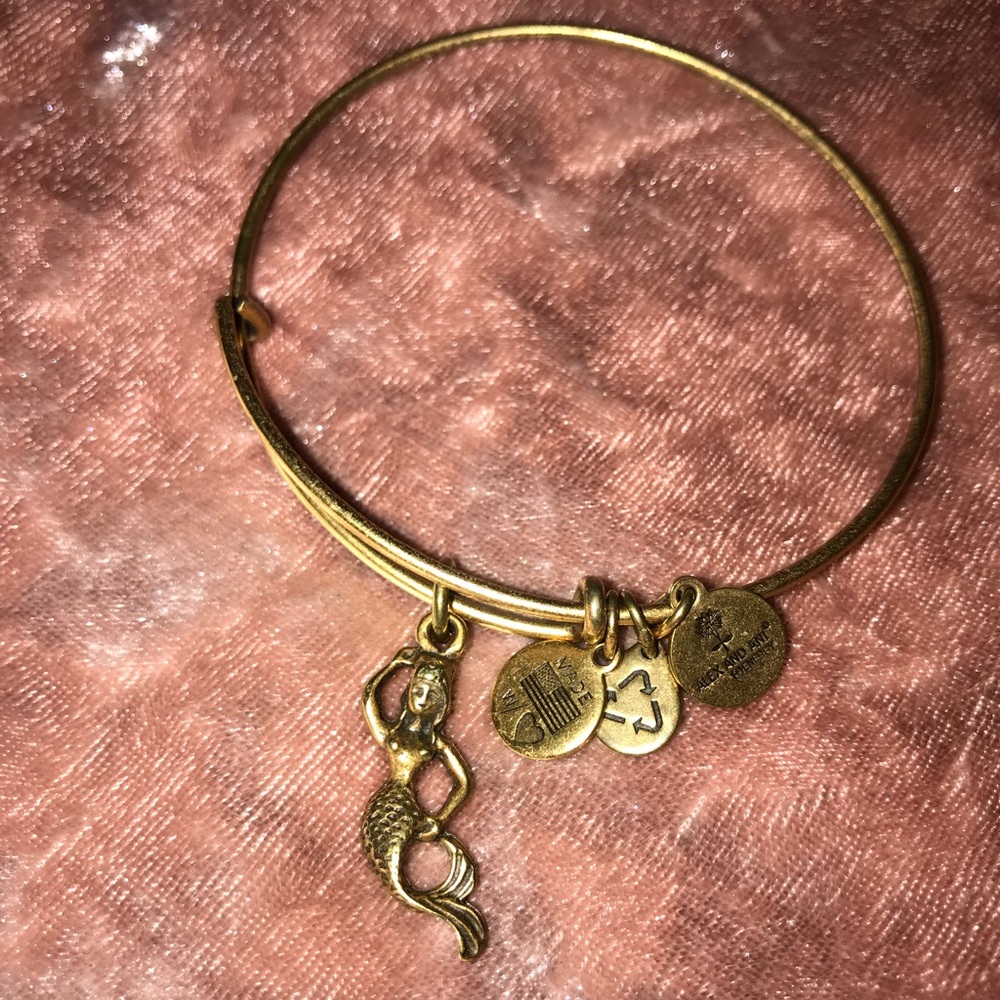 Alex and Ani Mermaid bangle 💕